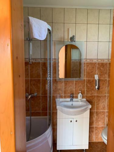 Hostal Pensiunea M&m