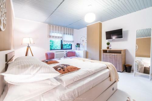 Villa River House