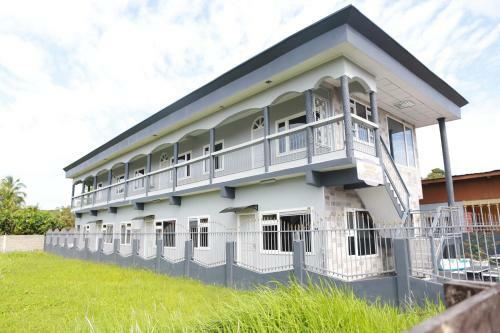 Donfarsha Apartments
