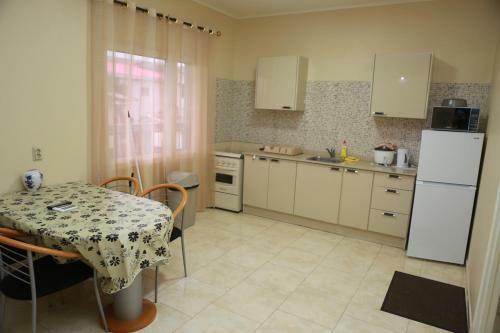 Donfarsha Apartments