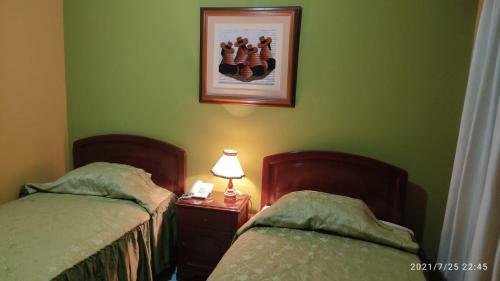 Hostal Monumental A Media Cuadra de La Plaza Mayor