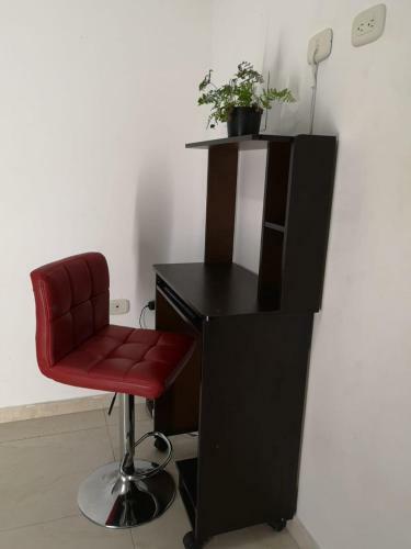C�modo Apartaestudio Estrato 4 Cerca de Todo
