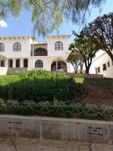 Bed & Breakfast Casa Treveris - Non Profit Hostel