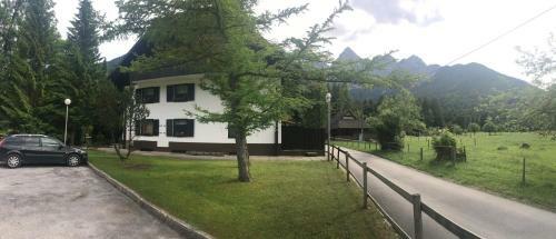 Apartma Pod Srcem