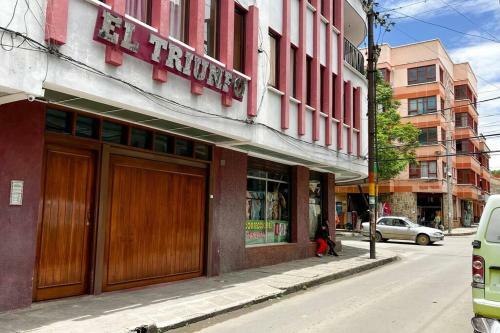Apartamento Studio Ejecutivo+6 Cuadras de La Plaza+wifi100mbps