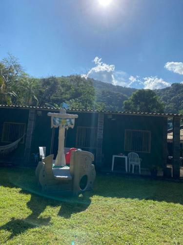 S�tio Grande M�e Com Cachoeira Na Porta E Piscina !