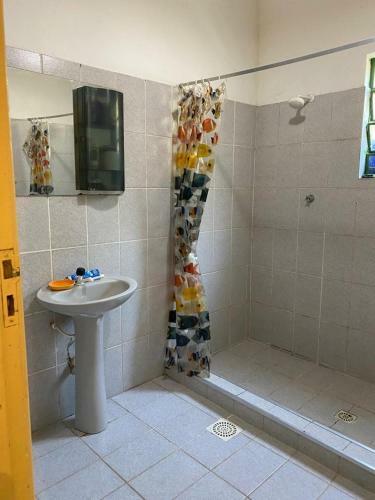 S�tio Grande M�e Com Cachoeira Na Porta E Piscina !