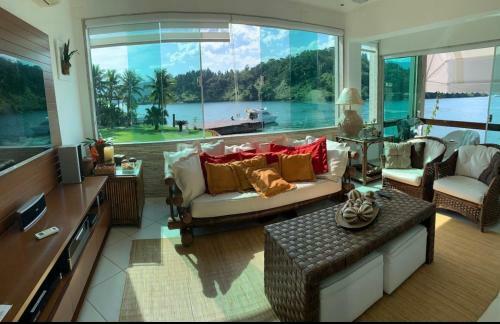 Incr�vel Apartamento de Frente Para O Mar