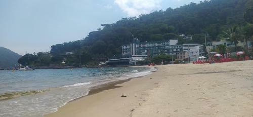 Apartamento Flat Studio Angra Inn - O Mar de Angra Te Espera !