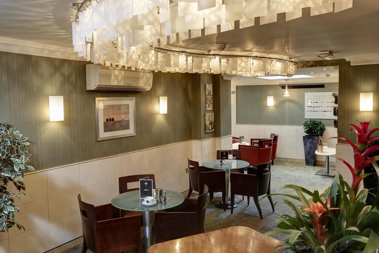 Best Western Plus Dean Court Hotel