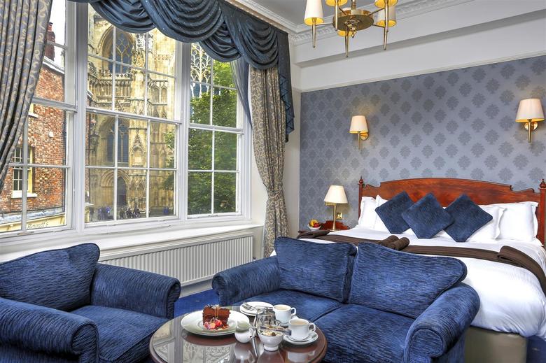 Best Western Plus Dean Court Hotel