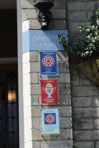Hostal Avondale Guest House