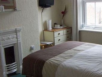 Hostal Crossways Guest House