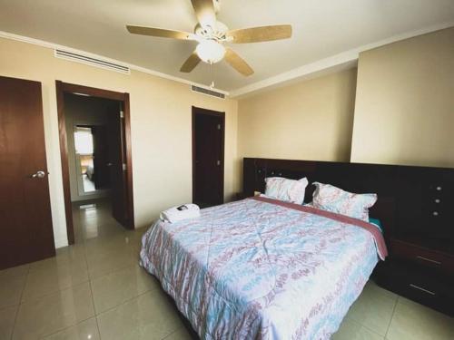 Apartamento Puerto Santa Ana Riverfront 1
