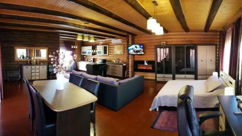 Luxury Villa With Pool And Sauna