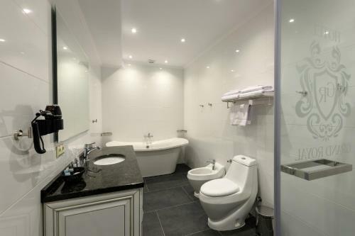 Hotel Grand Royal