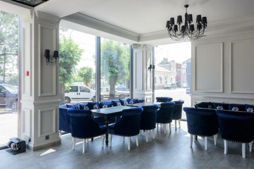 Hotel Grand Royal