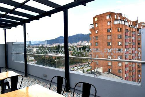 Em Budget Hotel Corferias