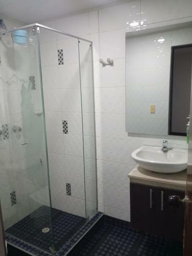 Habitacion Centro de Fontibon Con Ba�o Privado