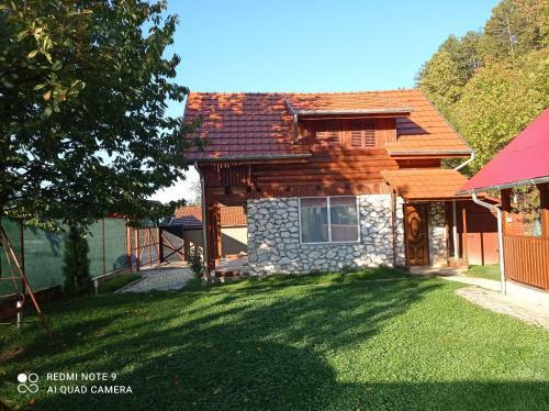 Cabana Piatra Plaiului
