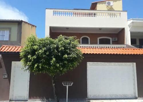 Casa Com 6 Quartos E Confort�vel Pr�xima Ao Santu�rio