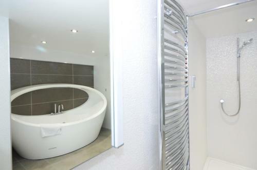 Hostal Airden House