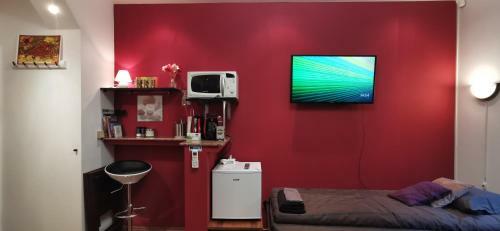 The Citadel Twin Room