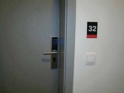 Eme Apartments