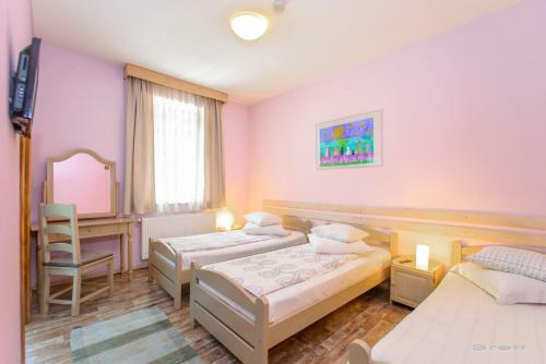 Hostal Mango Rooms