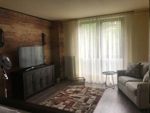 Xili's Green Apartment