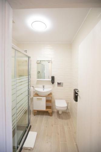 Hostal Brasha Residence