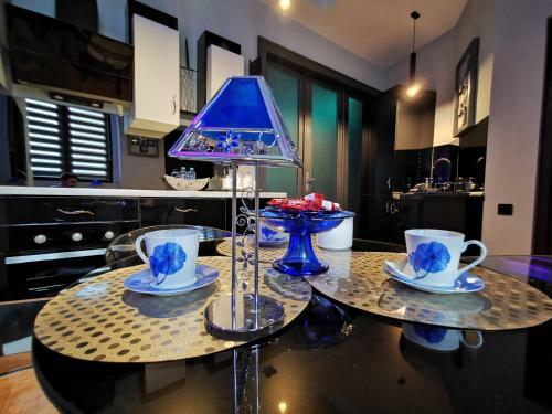 Crystal Central Apartment