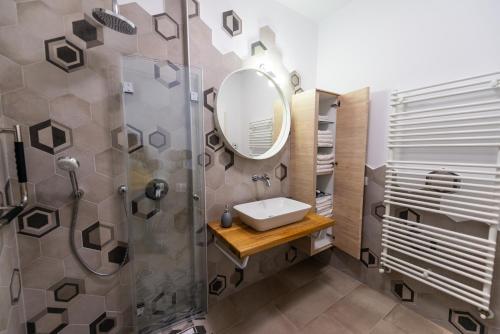 Apartamento Poarta Schei 18