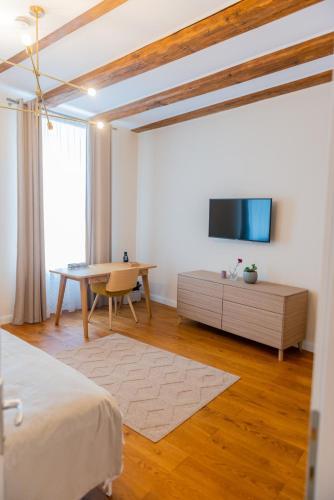 Apartamento Poarta Schei 18