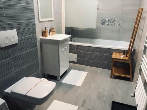 Zebin Apartment