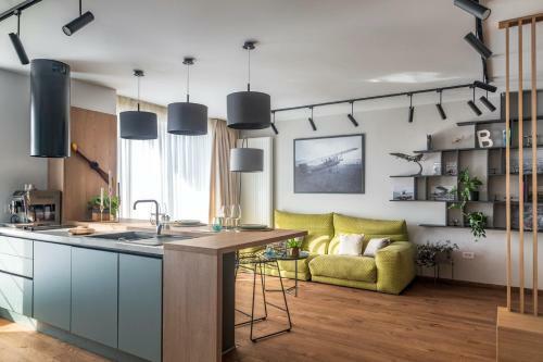Apartamento Top Floor Deluxe Pilots Studio With Balcony