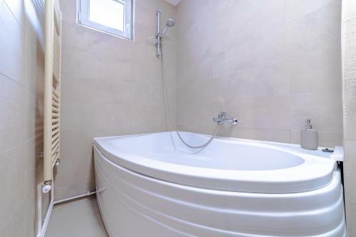 Apartament Garii