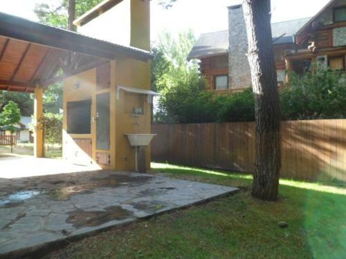 Casa Completa En El Bosque Para 8 Personas.
