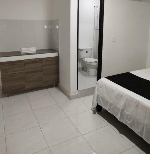 Hotel Black & White