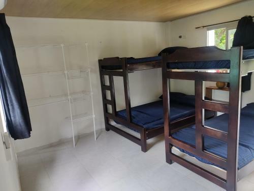 Hostal Puerta Az�l Capurgan�