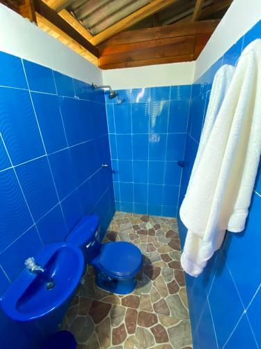 Hostal White Black Zona de Camping