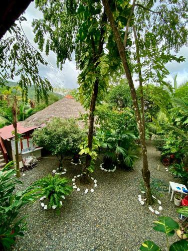 Hostal White Black Zona de Camping