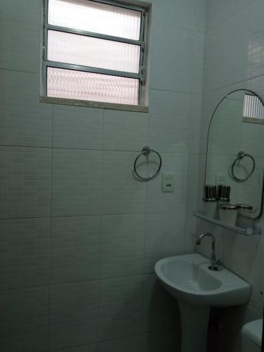Casa Confort�vel E Espa�osa, Pr�ximo � Orla.