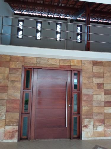 Casa Confort�vel E Espa�osa, Pr�ximo � Orla.