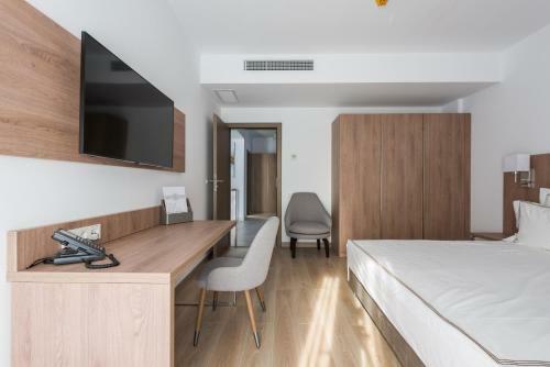 Aparthotel Pietroasa