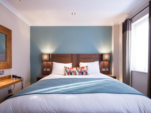 Innkeeper's Lodge Godalming