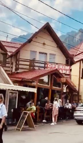 Hostal La Coco Bu?teni