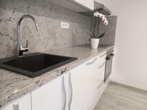 Sea Storm Apartment New 2021