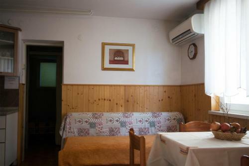 Apartments Irena