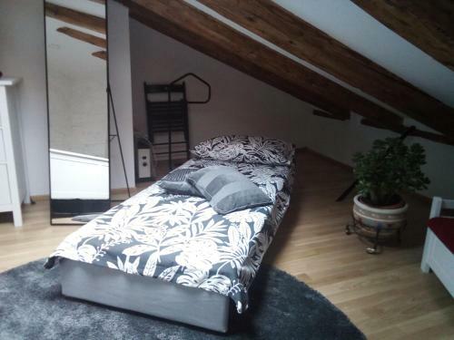 Stone Wall Apartments Izola